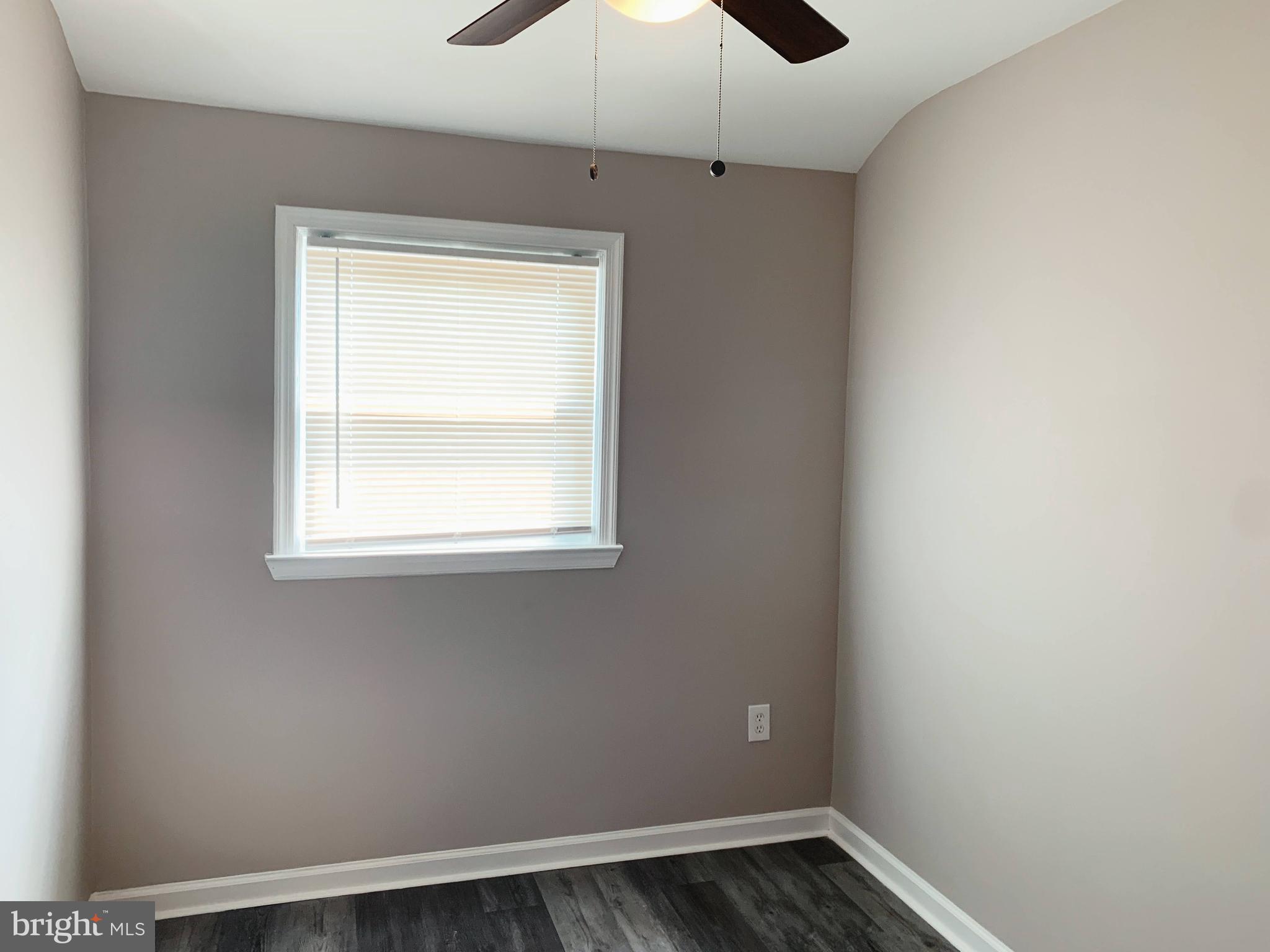323 Southeastern Terrace Baltimore, MD 21221 - Photo 21 of 42 Gallery Image 21