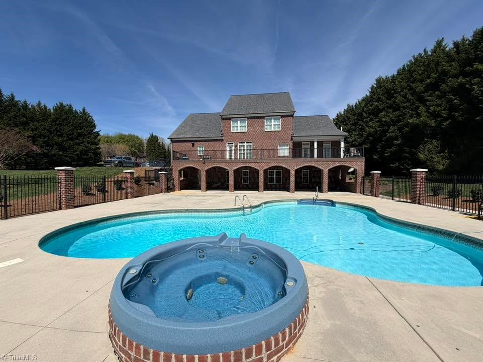 126 Windermere Way King, NC 27021 - Photo 2 of 25