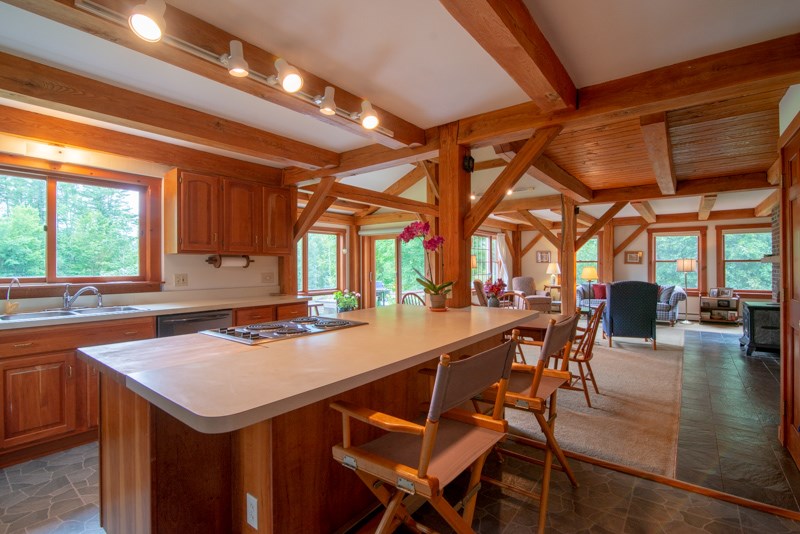 826 Pat Kelley Road Manchester, VT 05255 - Photo 6 of 30 Gallery Image 6