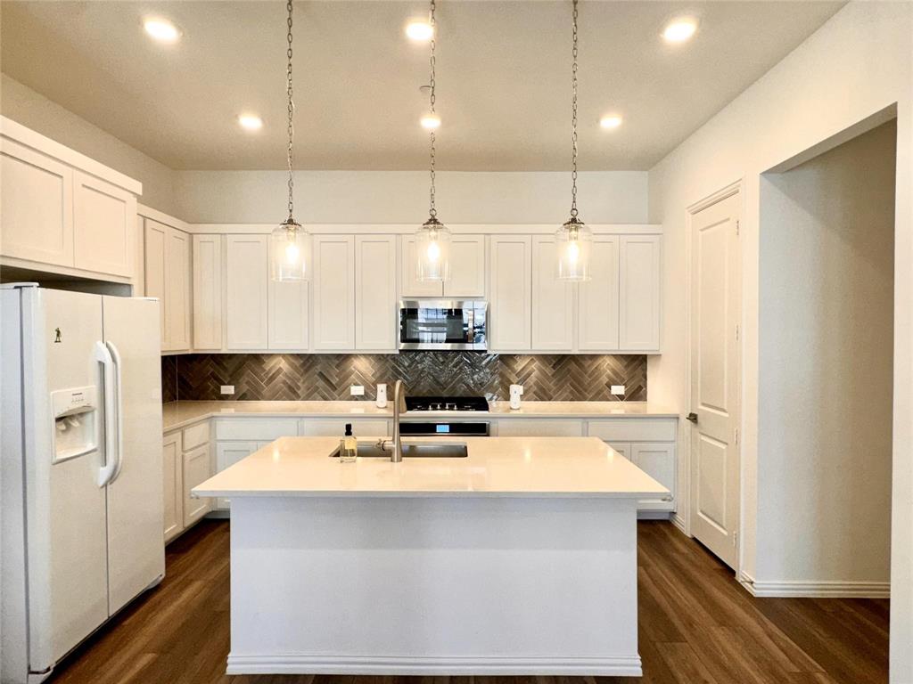 1065 Keene Rdg Drive Allen, TX 75013 - Photo 4 of 11