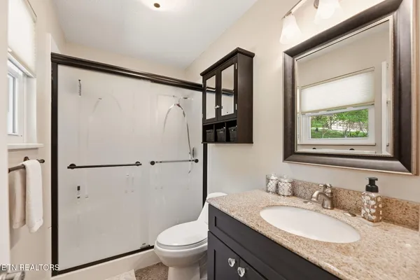 $579,000 | 9957 Tierra Verde Drive, Knoxville, TN 37922