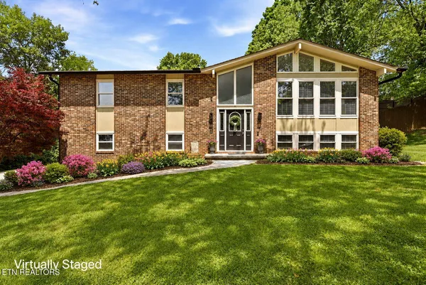 $579,000 | 9957 Tierra Verde Drive, Knoxville, TN 37922