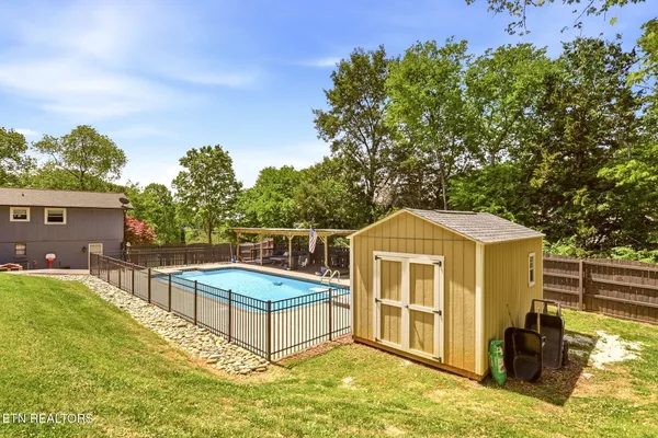 $579,000 | 9957 Tierra Verde Drive, Knoxville, TN 37922