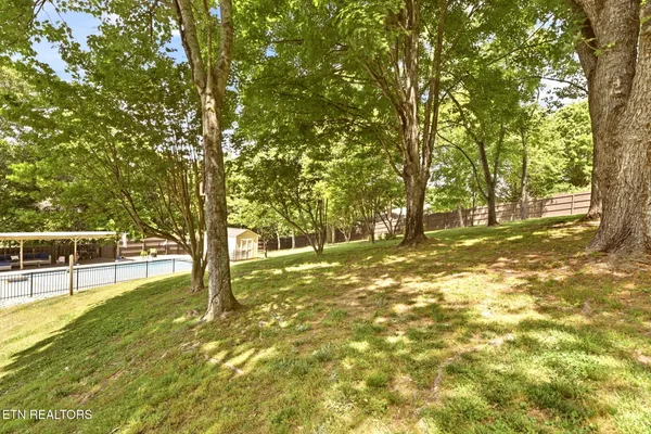 $579,000 | 9957 Tierra Verde Drive, Knoxville, TN 37922