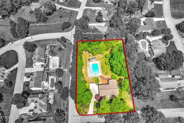 $579,000 | 9957 Tierra Verde Drive, Knoxville, TN 37922