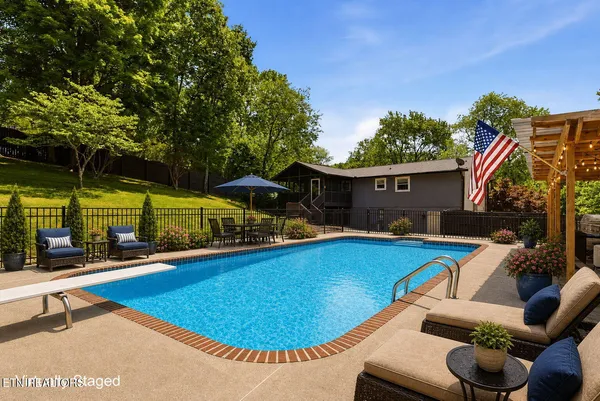 $579,000 | 9957 Tierra Verde Drive, Knoxville, TN 37922
