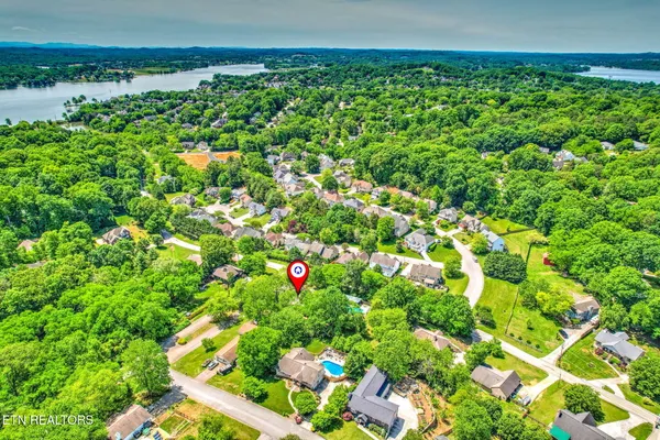 $579,000 | 9957 Tierra Verde Drive, Knoxville, TN 37922