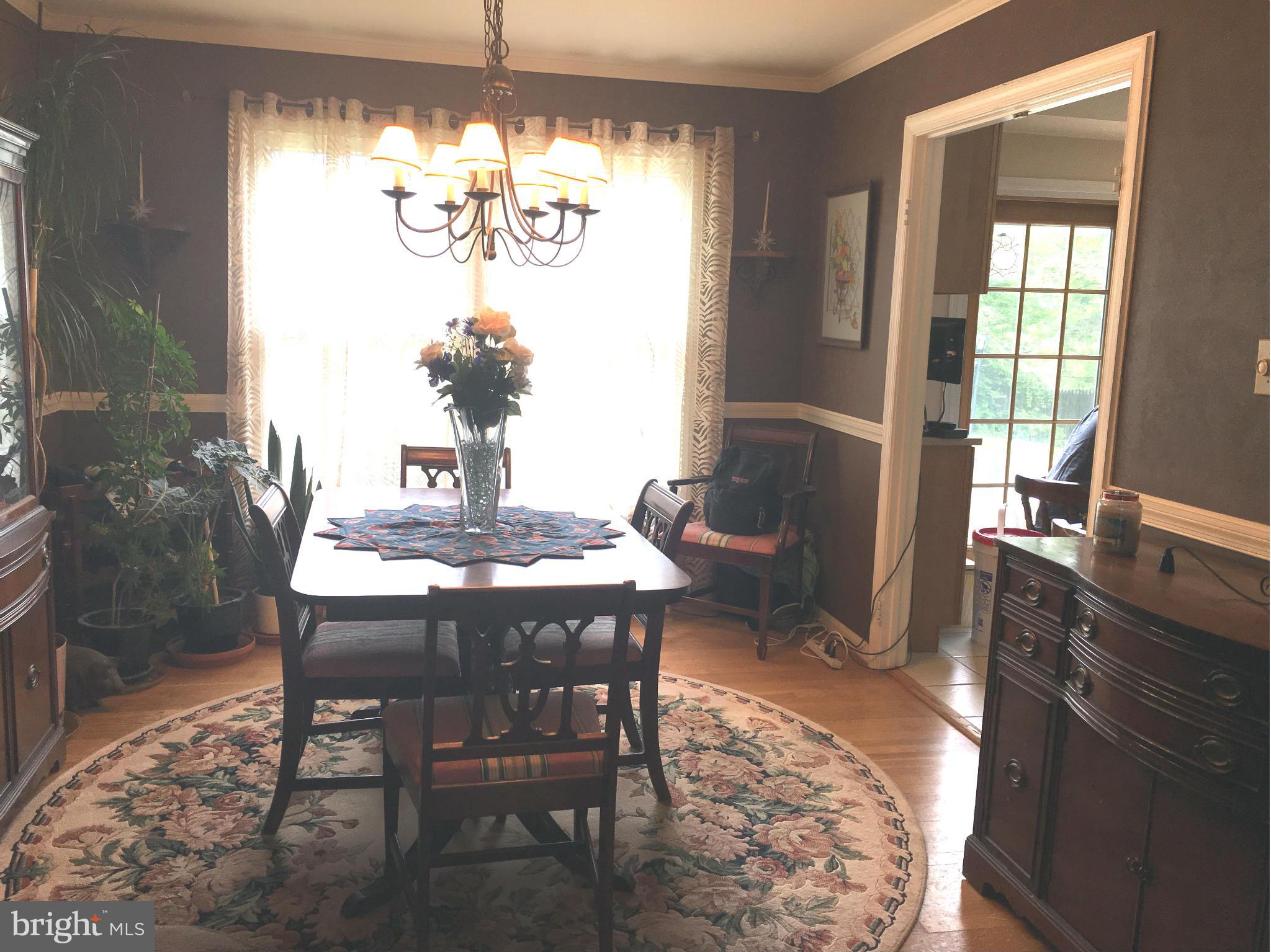 11911 Bennett Road Herndon, VA 20171 - Photo 11 of 27 Dining Room