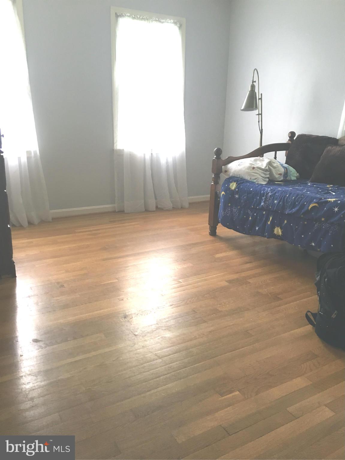 11911 Bennett Road Herndon, VA 20171 - Photo 21 of 27 Bedroom