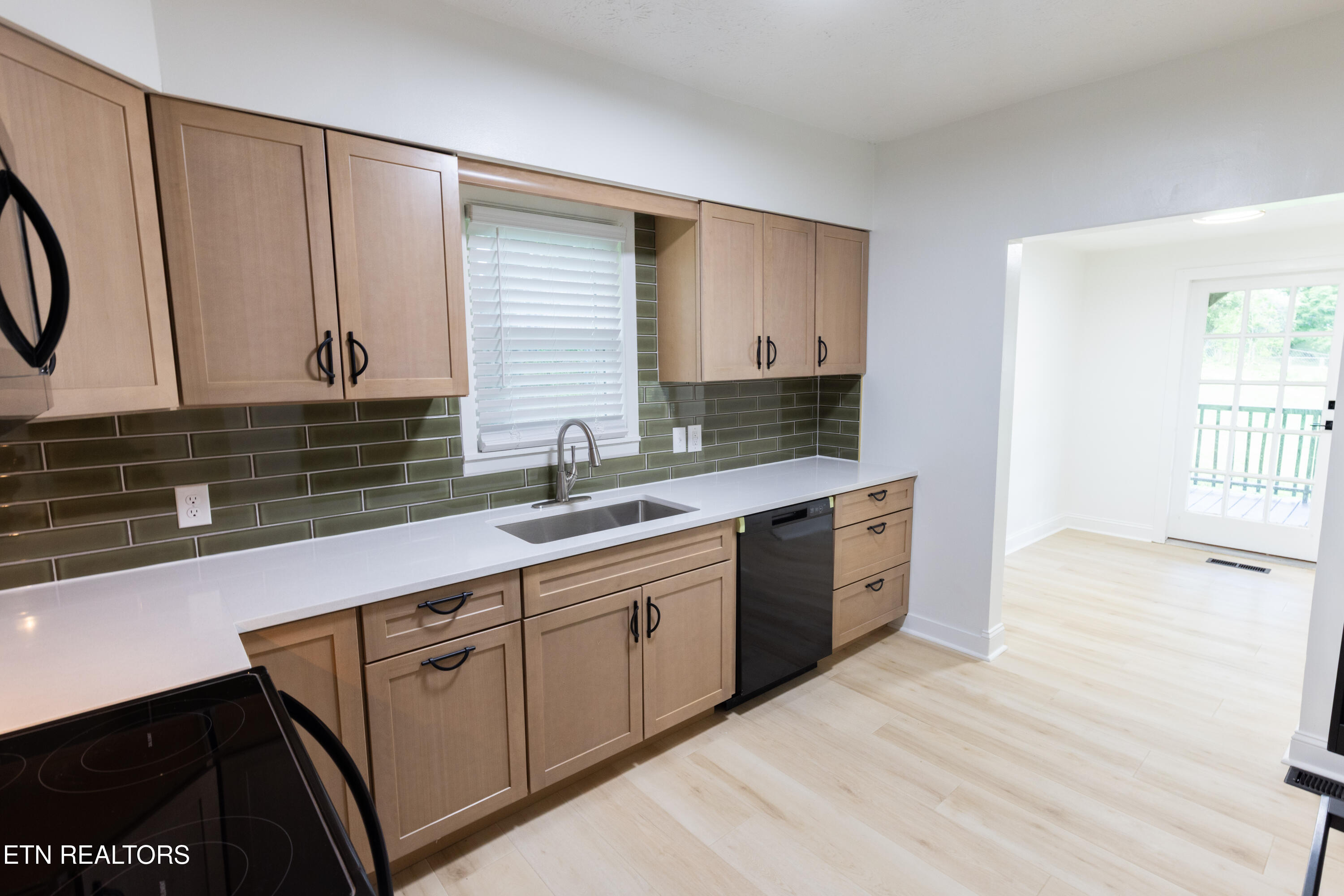 5600 Wassman Road Knoxville, TN 37912 - Photo 19 of 28 5600 Wassman-18