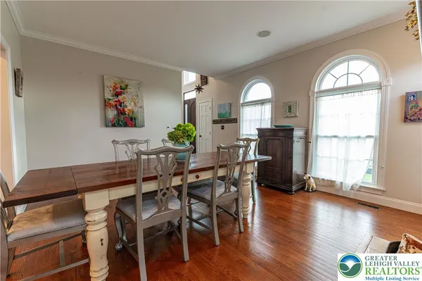 $879,900 | 4260 Farmersville Court, Easton, PA 18045