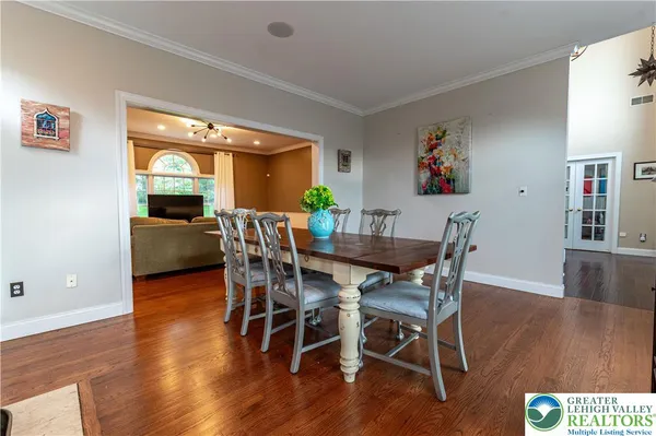 $879,900 | 4260 Farmersville Court, Easton, PA 18045