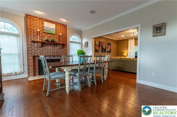 $879,900 | 4260 Farmersville Court, Easton, PA 18045