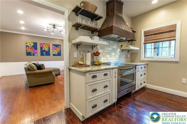 $879,900 | 4260 Farmersville Court, Easton, PA 18045