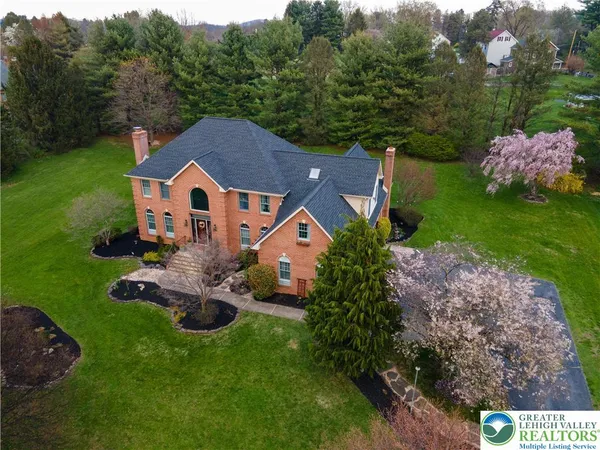 $879,900 | 4260 Farmersville Court, Easton, PA 18045