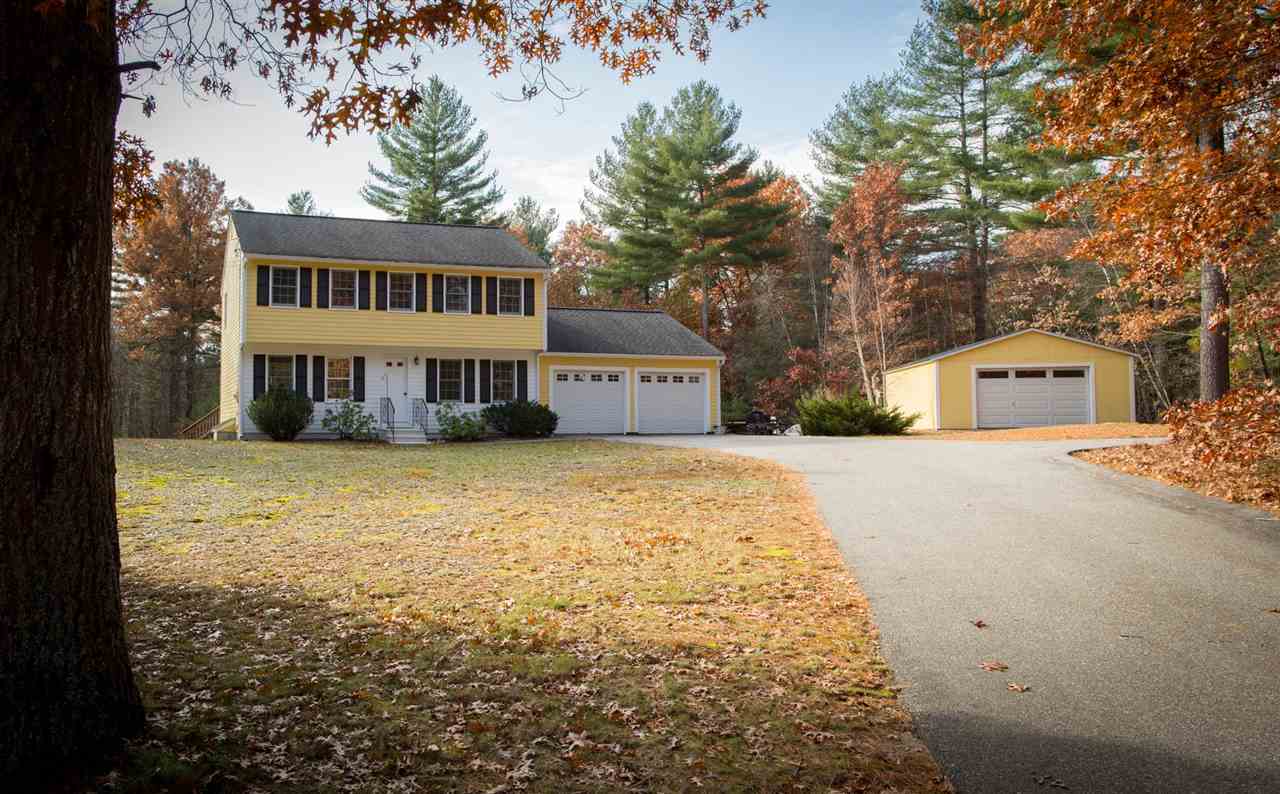 52 Hillcrest Road Litchfield, NH 03052 - Photo 1 of 30