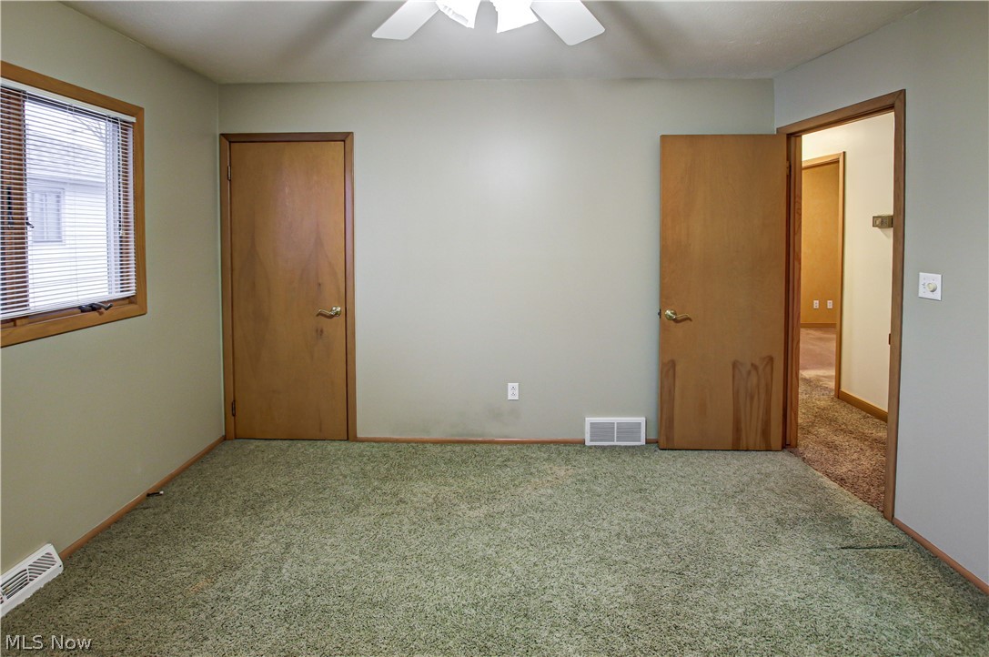 32301 Knobel Road Willowick, OH 44095 - Photo 20 of 35