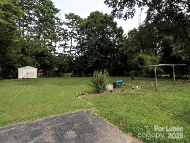 $2,000 | 3030 Studley Road, Charlotte, NC 28212