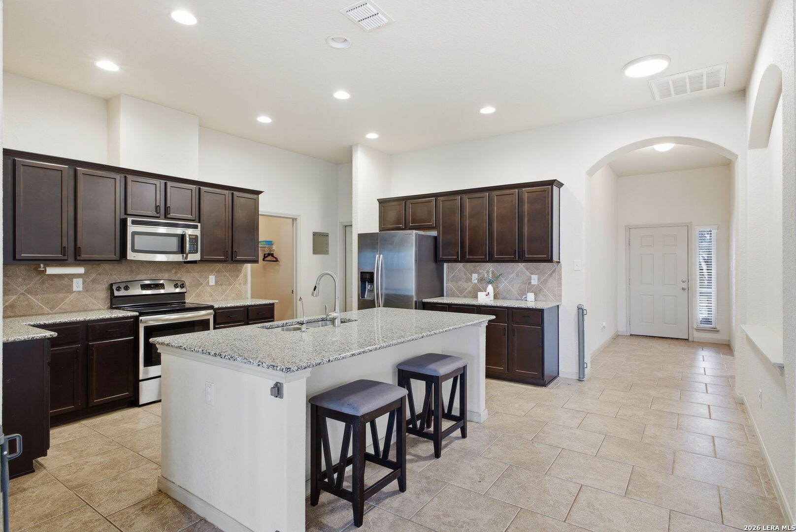 107 Ruger Path New Braunfels, TX 78130 - Photo 3 of 18