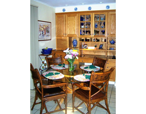 36 Chandler Road Andover, MA 01810 - Photo 4 of 21 Gallery Image 4