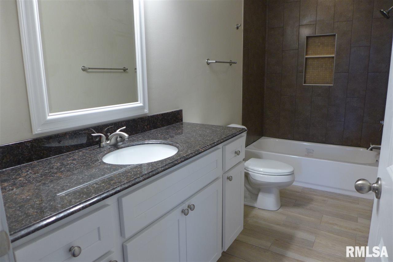 2014 West Alta Road Peoria, IL 61615 - Photo 14 of 27 Gallery Image 14