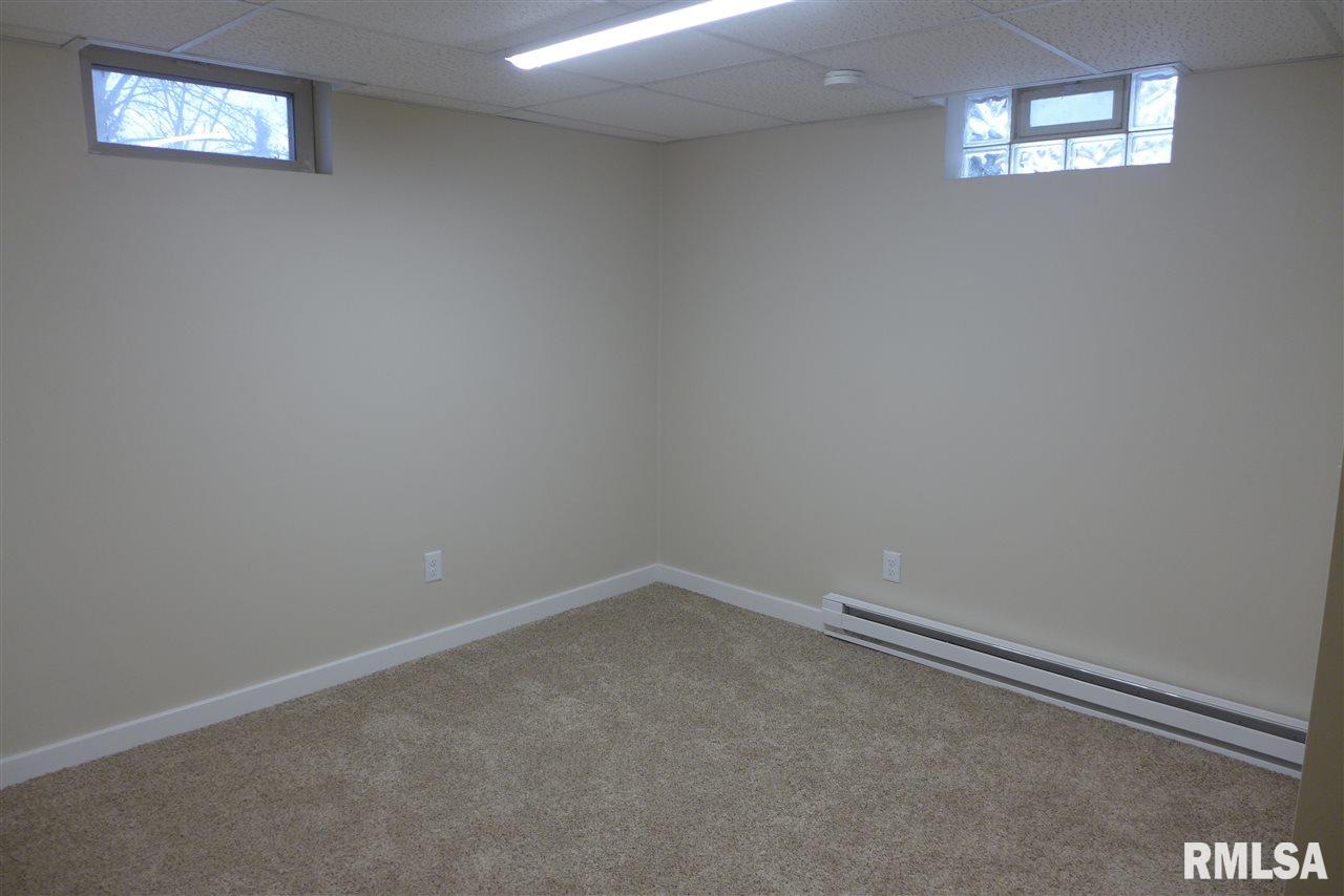 2014 West Alta Road Peoria, IL 61615 - Photo 20 of 27 Gallery Image 20