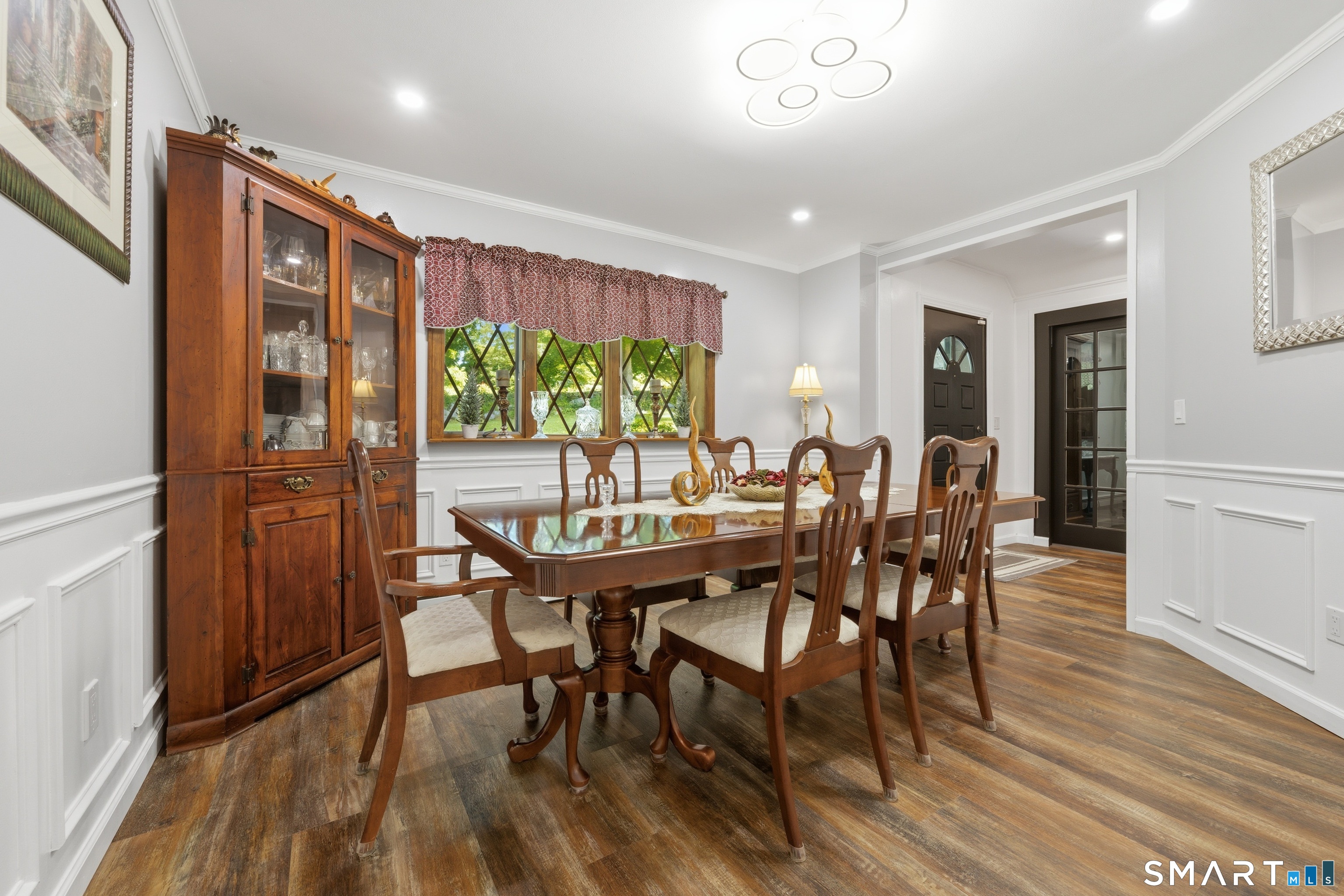 37 Tunnel Road Newtown, CT 06470 - Photo 12 of 39 Gallery Image 12
