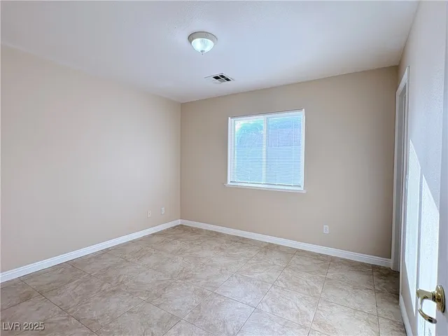 $2,500 | 6544 Timberview Court, Las Vegas, NV 89118