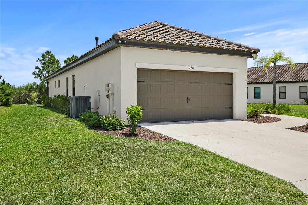 260 Brienza Loop Nokomis, FL 34275 - Photo 3 of 50