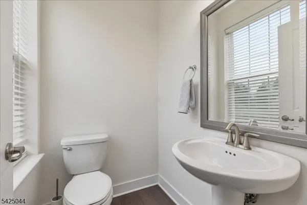 $635,000 | 309 Saratoga Court, Somerville, NJ 08876