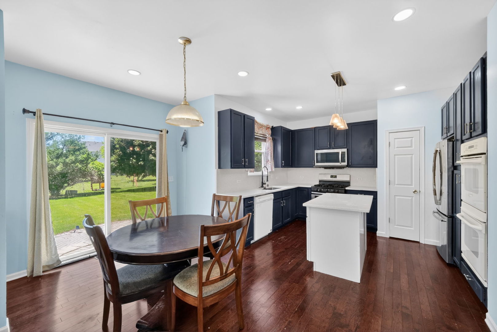 2743 Rourke Drive Aurora, IL 60503 - Photo 9 of 40