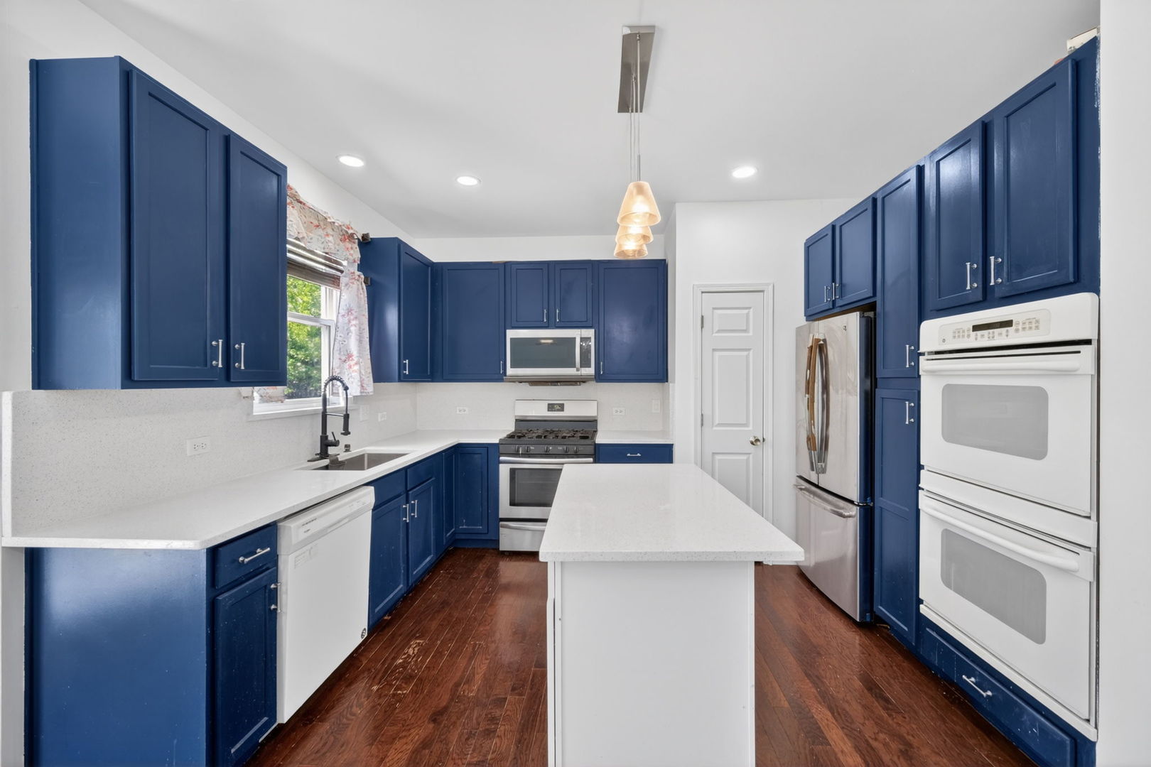 2743 Rourke Drive Aurora, IL 60503 - Photo 10 of 40