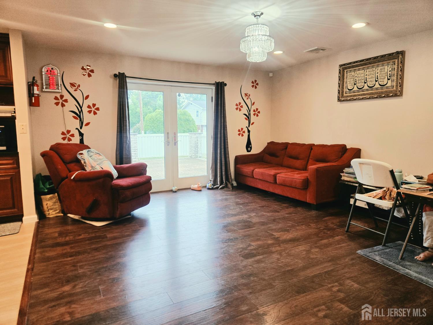35 Clark Avenue Edison, NJ 08817 - Photo 16 of 35