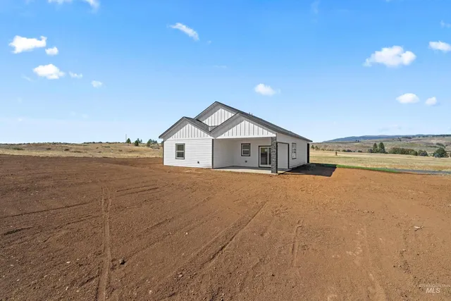 $489,000 | 2292 Golf Lane, Council, ID 83612
