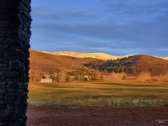 $489,000 | 2292 Golf Lane, Council, ID 83612