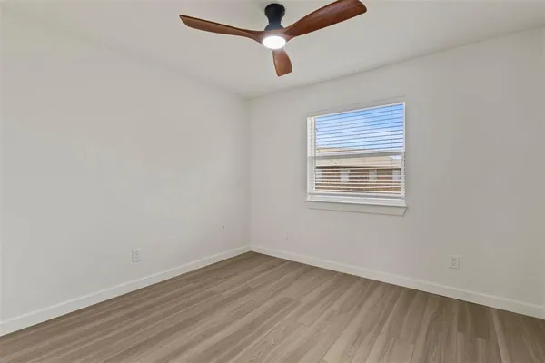 $1,550 | 908 Isbell Road, Unit D, Fort Worth, TX 76114