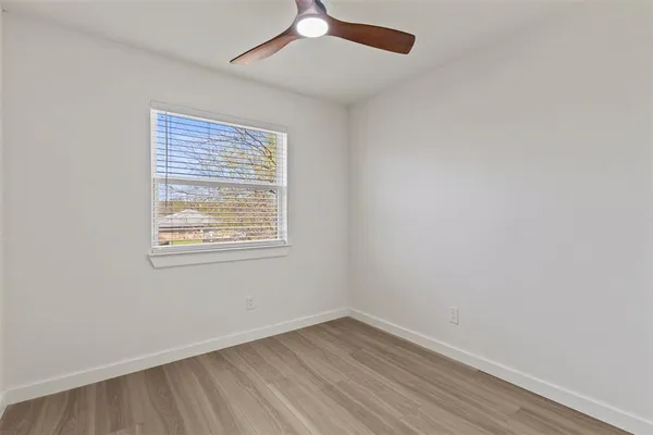 $1,550 | 908 Isbell Road, Unit D, Fort Worth, TX 76114