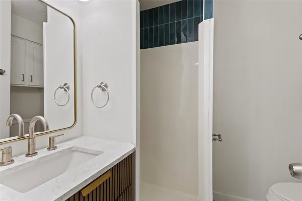 $1,550 | 908 Isbell Road, Unit D, Fort Worth, TX 76114