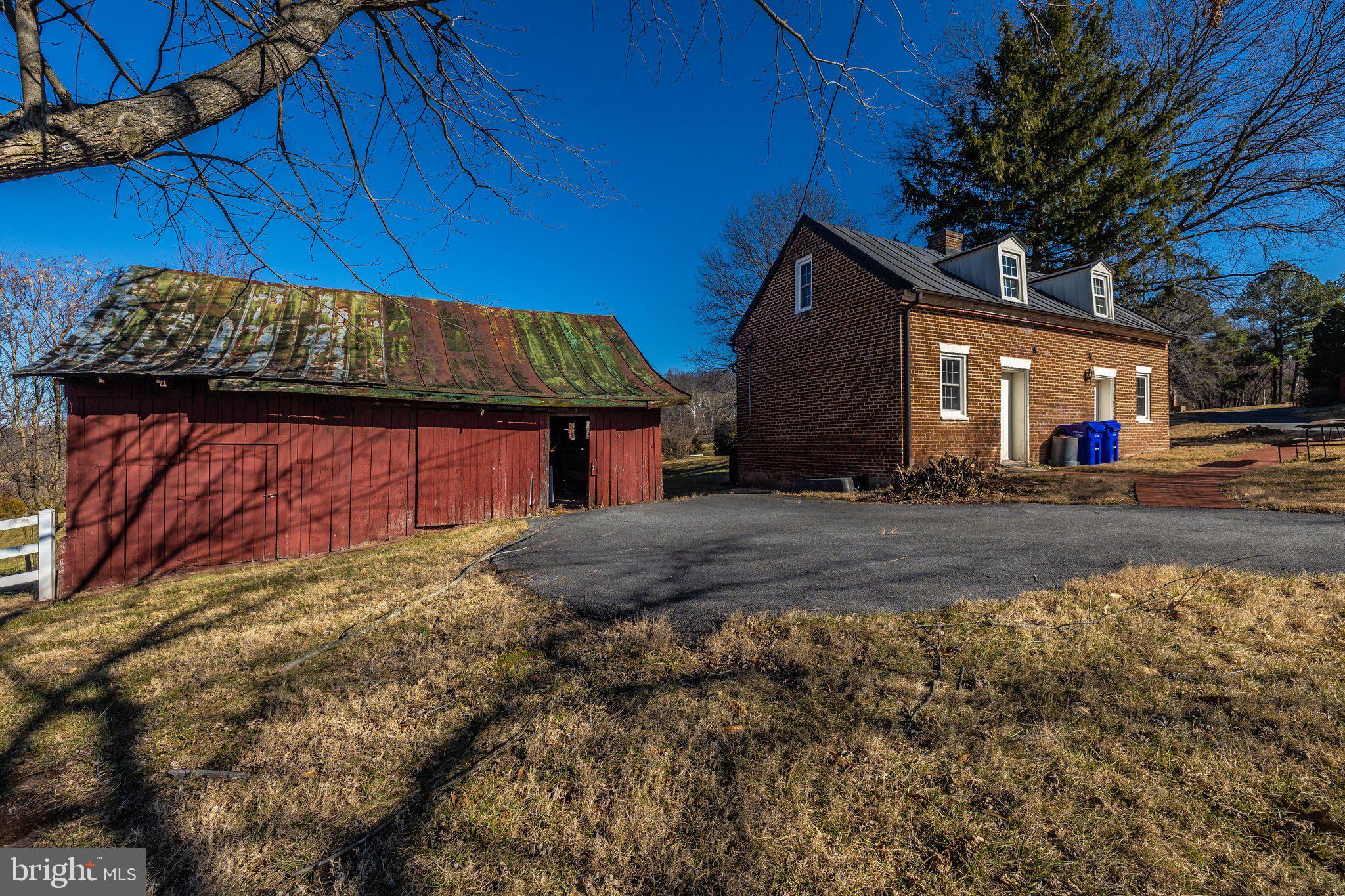24009 Whites Ferry Road Dickerson, MD 20842 - Photo 42 of 72 EK_07036