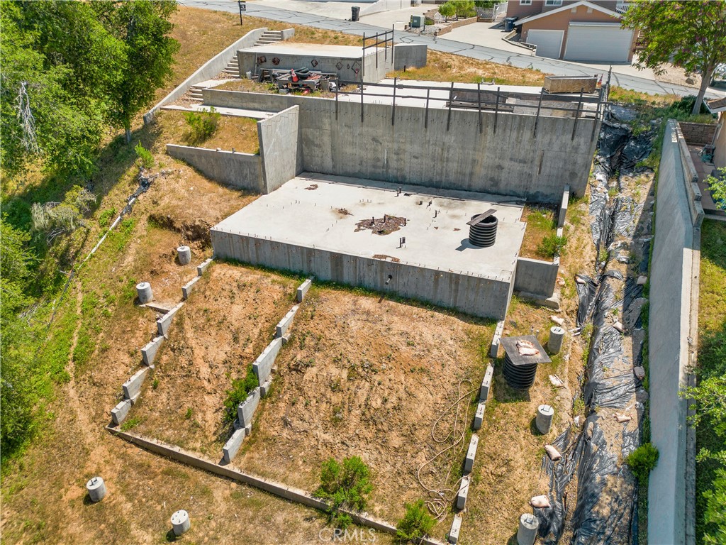 8205 Bass Point Road Bradley, CA 93426 - Photo 7 of 16 a view of balcony with wooden floor