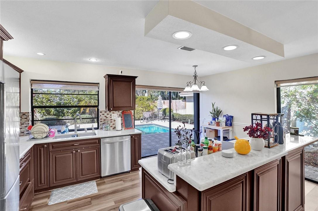127 Laurel Road Hollywood, FL 33021 - Photo 25 of 35 Photo 25