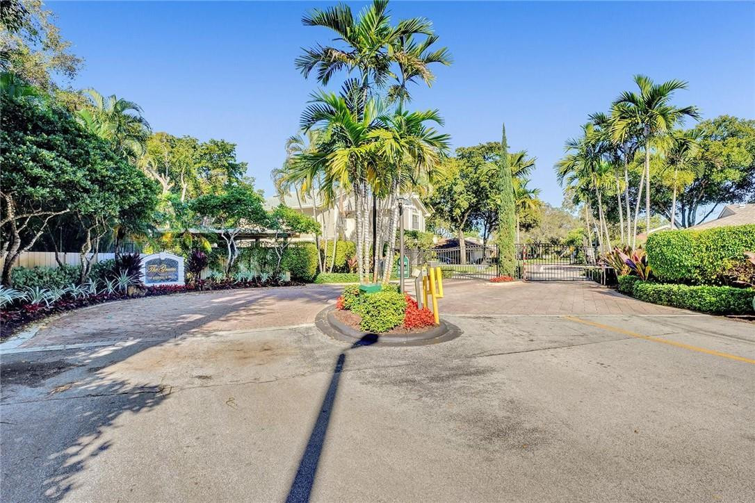 127 Laurel Road Hollywood, FL 33021 - Photo 34 of 35 Photo 35