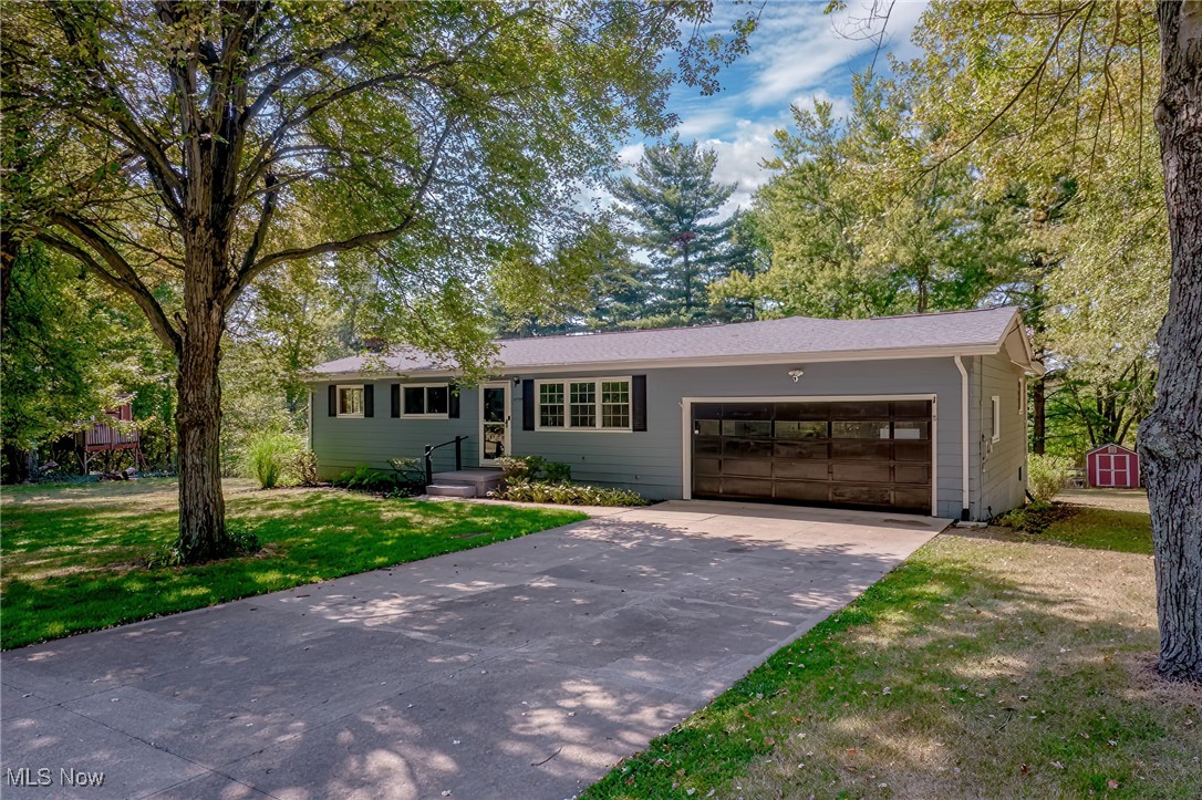 6726 Grove Road Clinton, OH 44216 - Photo 3 of 48
