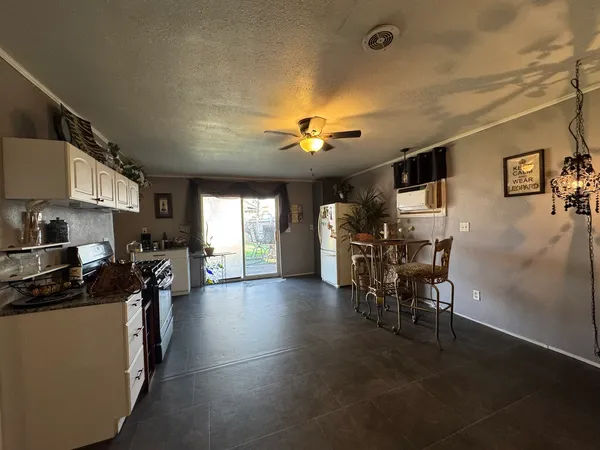 a view of a storage & utility room