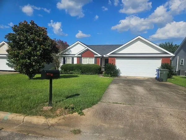 $228,000 | 105 Smoke Rise Court, Dothan, AL 36305