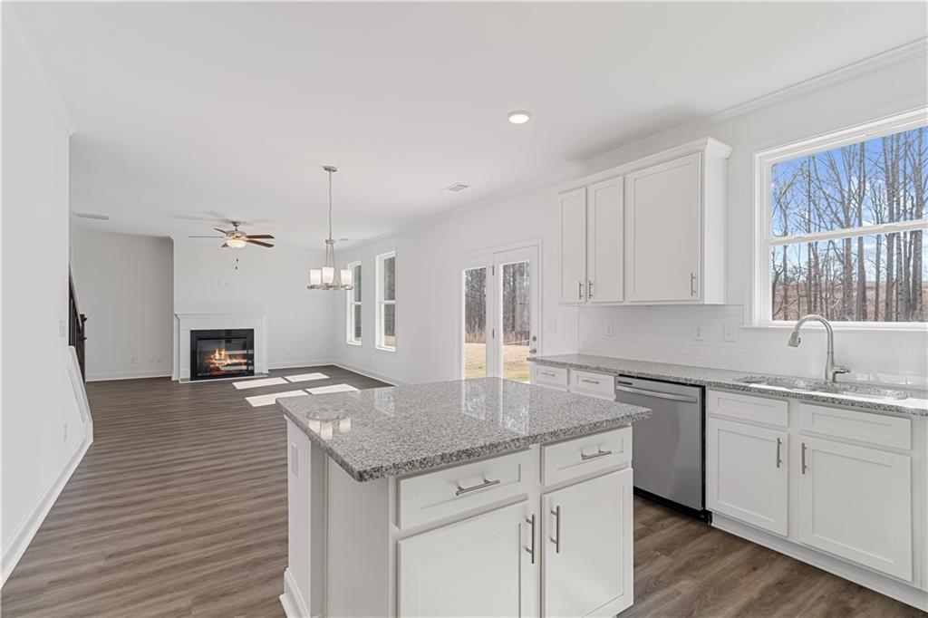 6103 Ruby Falls Lithonia, GA 30038 - Photo 3 of 7