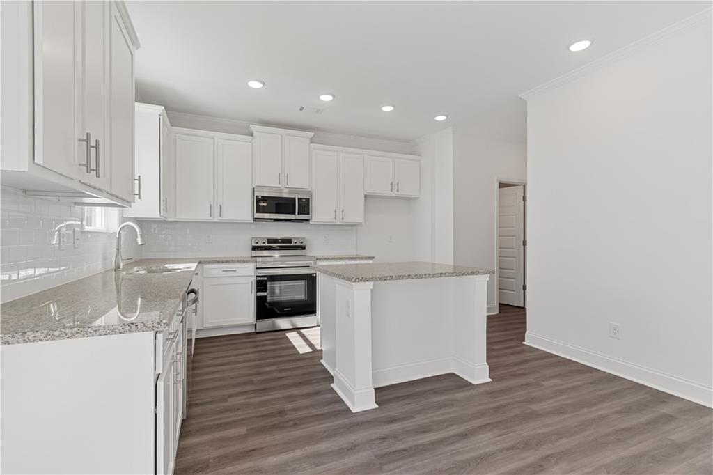 6103 Ruby Falls Lithonia, GA 30038 - Photo 4 of 7