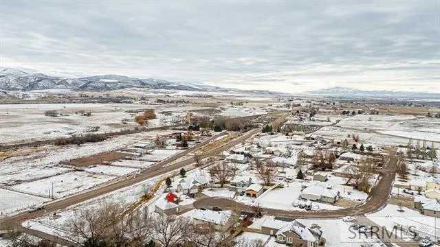 $525,000 | 100 Mountain View Drive, McCammon, ID 83250