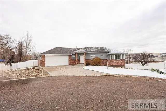 $525,000 | 100 Mountain View Drive, McCammon, ID 83250