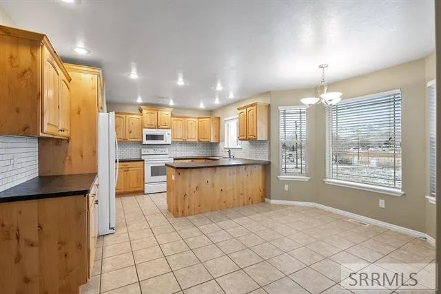 $525,000 | 100 Mountain View Drive, McCammon, ID 83250